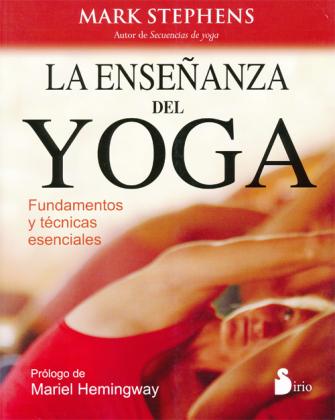 Teaching Yoga in Spanish book cover