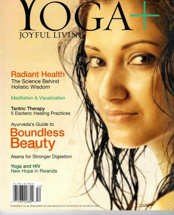 Yoga International Sum 2011 cover